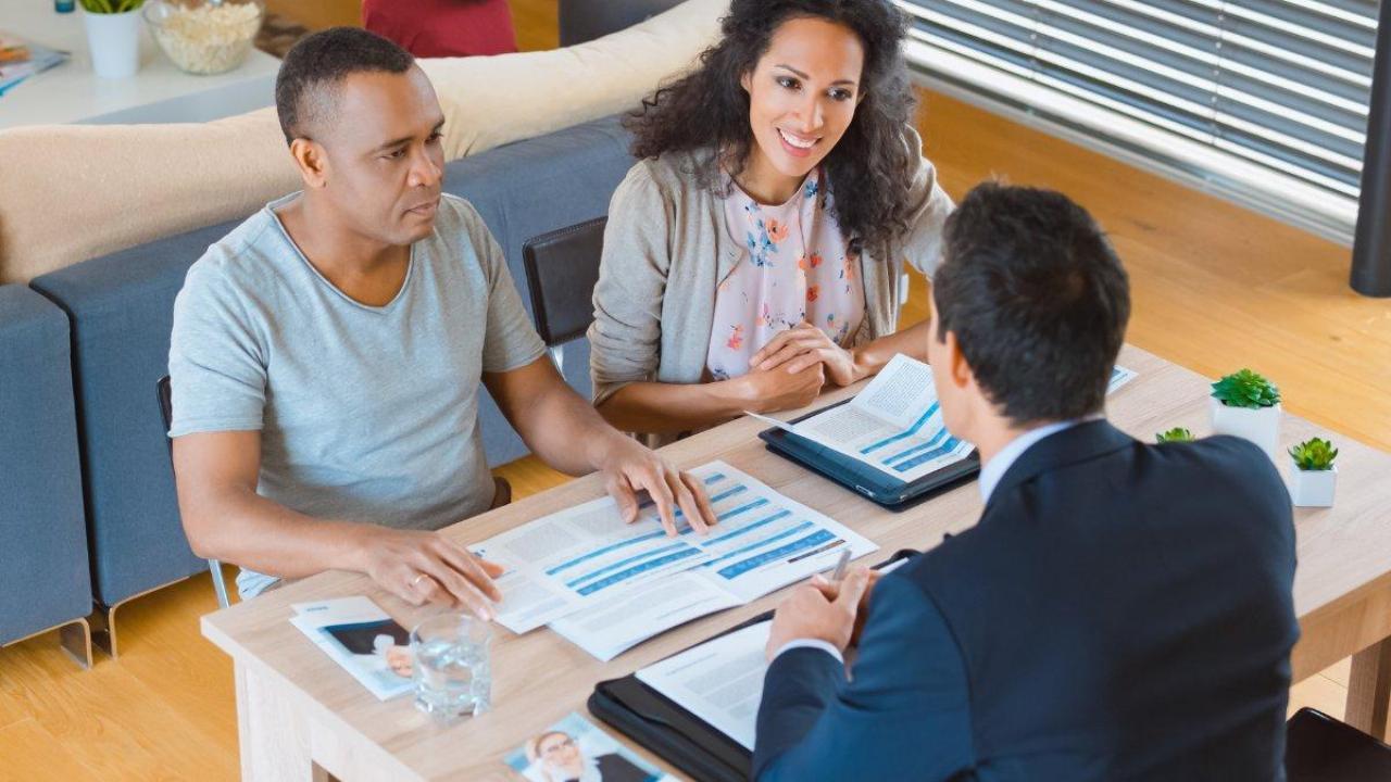 Pourquoi et comment ouvrir un deuxième compte bancaire ?